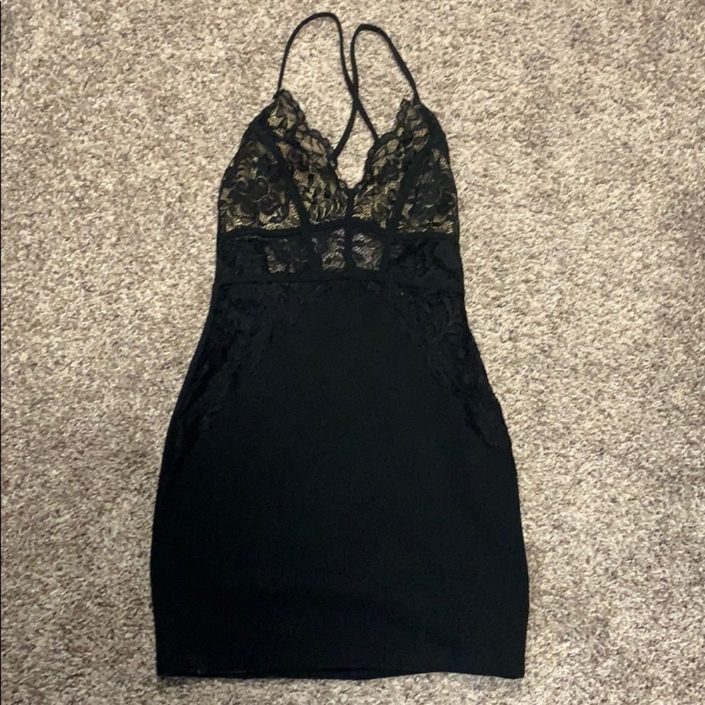 Black lace mini